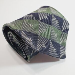 XMI Green Geometric Pattern Men's Silk Neck Tie Jacquard Fabric 57x3.75"